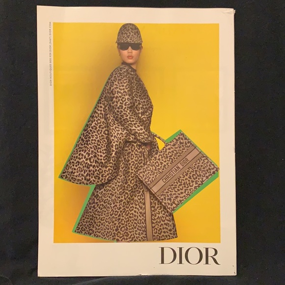 Vanity Fair Dua Lipa July August 2021 New - Picture 2 of 3